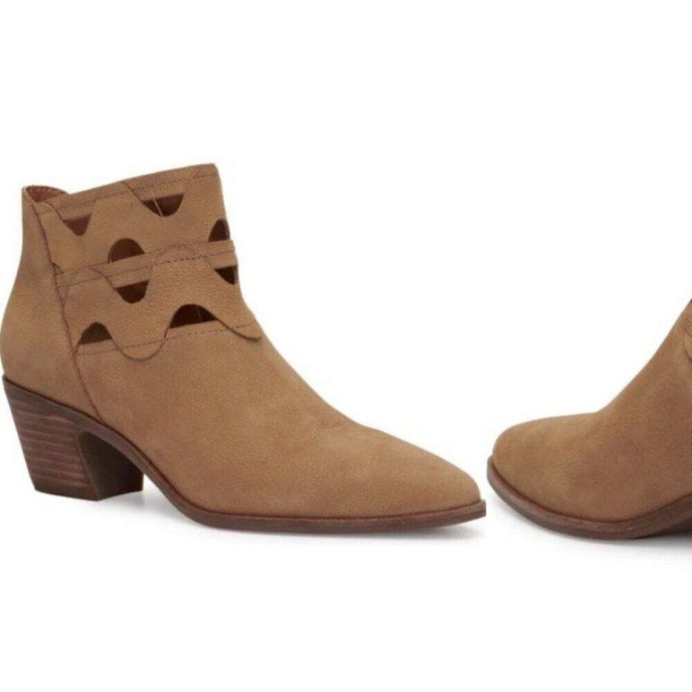 Lucky Brand Gezana Cutout Suede Ankle Booties Neutral Western Stacked Heel 7.5